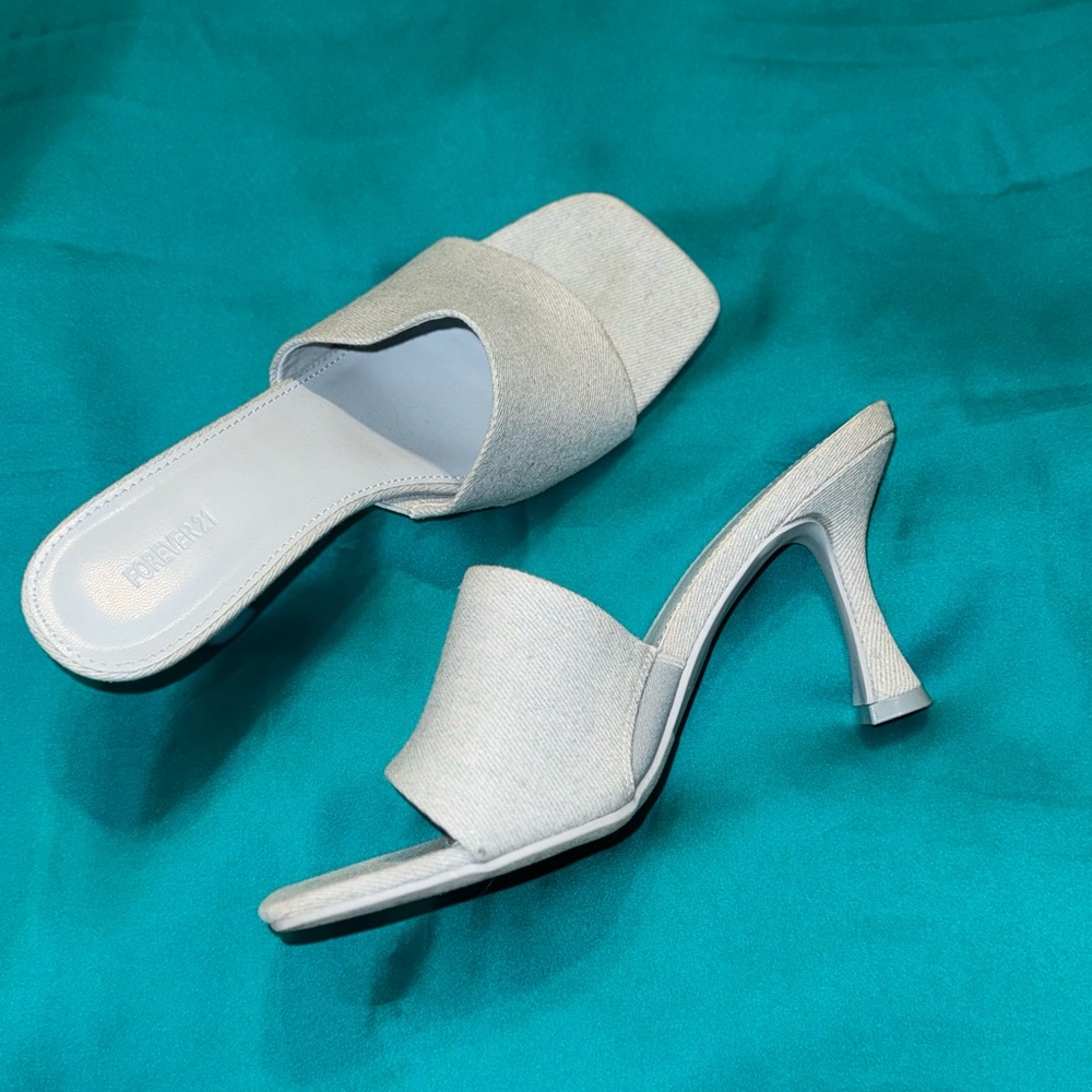 Women heel